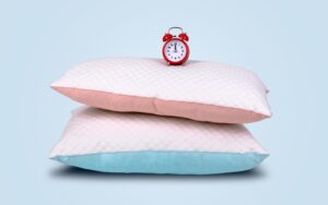 Read more about the article Derfor skal du (måske) sove uden en hovedpude – fordele og ulemper